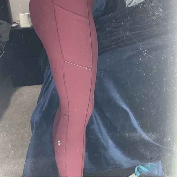 Lululemon women’s legging - size 6 - Picture 5 of 9